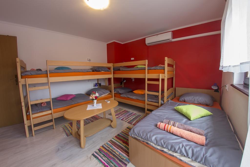 Guesthouse Adi Mostar Exterior photo