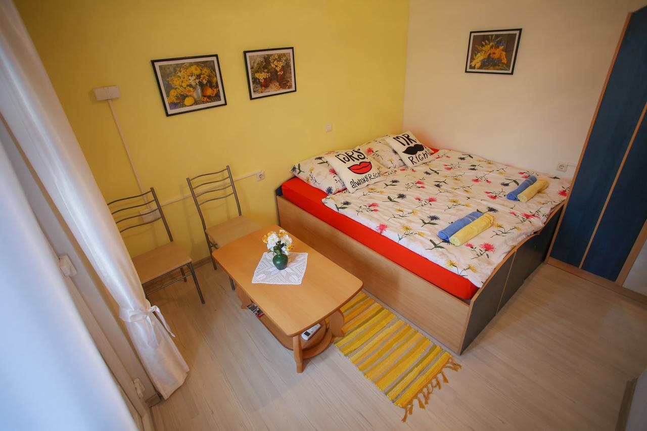 Guesthouse Adi Mostar Exterior photo